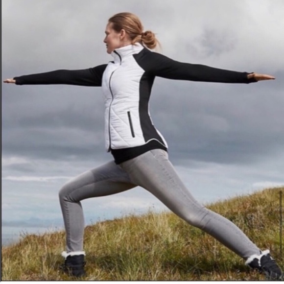 ATHLETA Sculptek Skinny Crop Jean Gray Wash - Picture 10 of 11